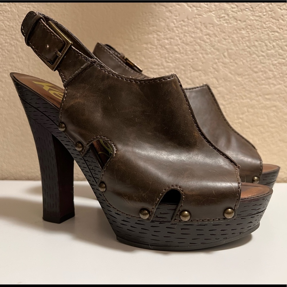 Kensie Girl Slingbacks brown 7.5 heels